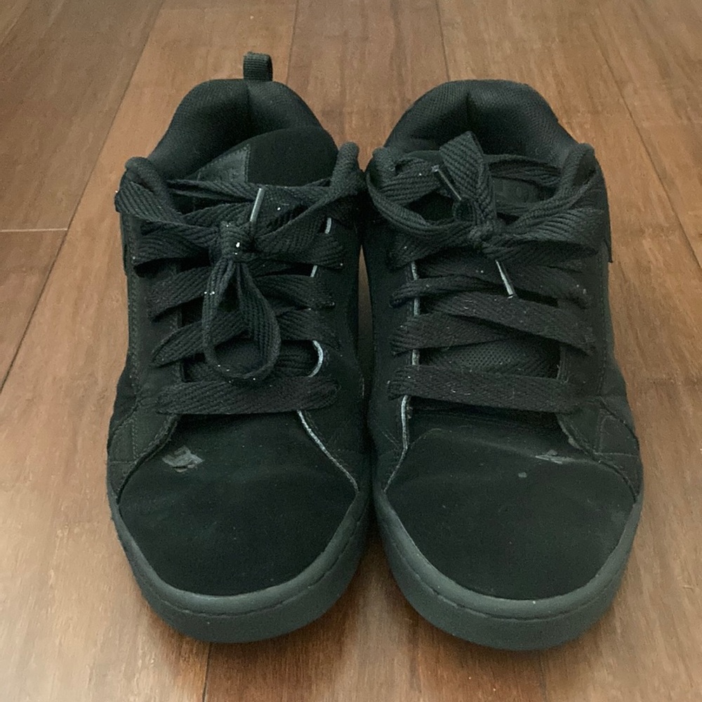 DC Skate Shoes